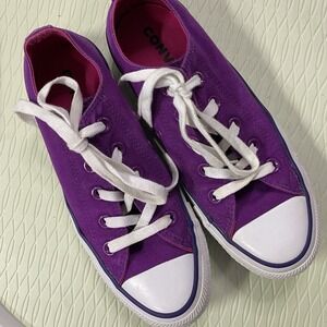 Low‎ Top Converse All Stars Purple Women's Size 6-pre-owned-good Cond.